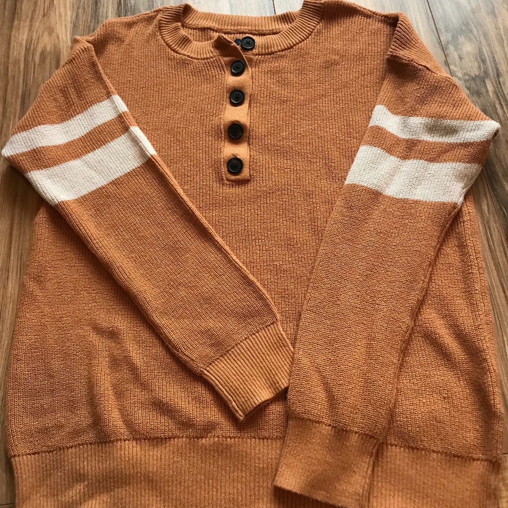 American Eagle sweater